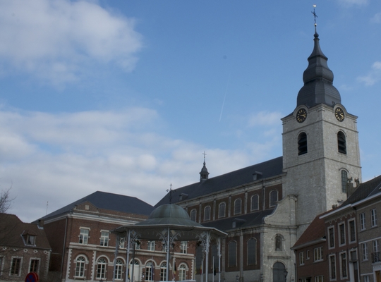 Sint-Gorgoniuskerk Hoegaarden Sint-Gorgoniuskerk Hoegaarden
